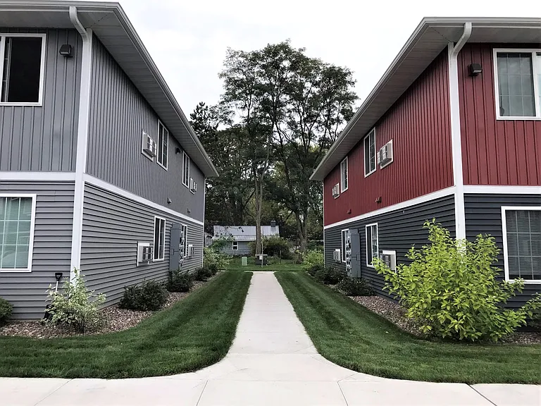 Gateway Place Apartments — Photo 16