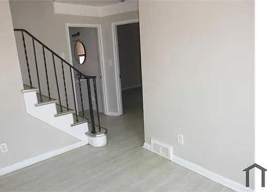 10078 Heyden Ct — Photo 4