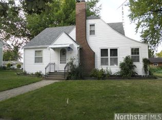 417 1st St SW, New Richland, MN 56072