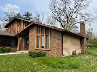 4 Picardie Ct, Bowling Green, OH 43402