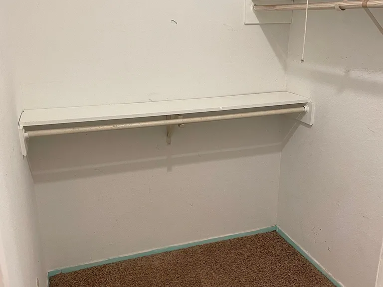 109 W Mockingbird Ln #4 — Photo 11