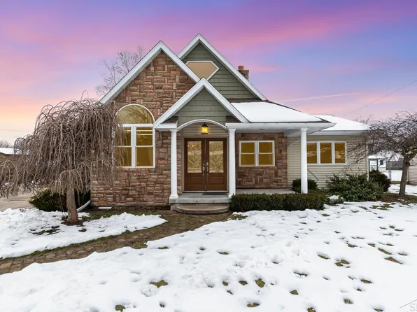 306 S Cass St, Standish, MI 48658