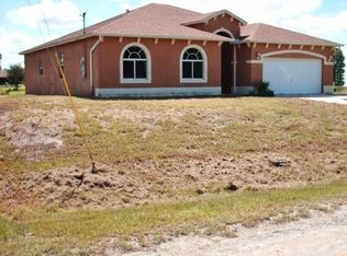 820 Plumosa Ave, Lehigh Acres, FL 33972