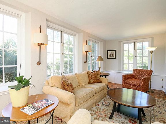 5th image of 5507 Saint Albans Way
