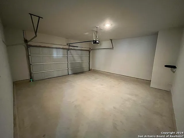 4506 Nueces Path — Photo 40