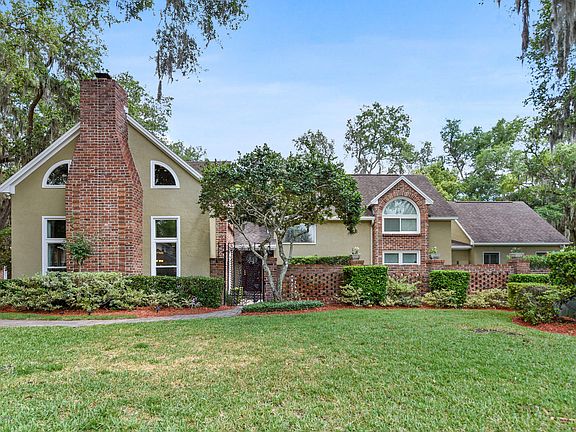 2nd image of 2742 Estates Ln