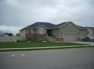 2338 N 2710 W, Clinton, UT 84015