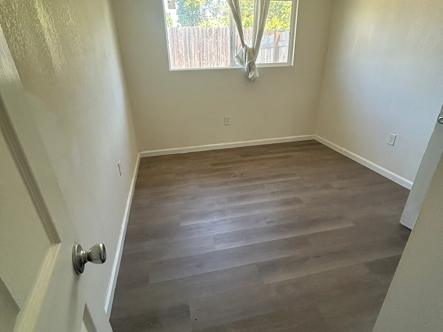 2 bed, 750 sqft, $1,800 — Photo 2