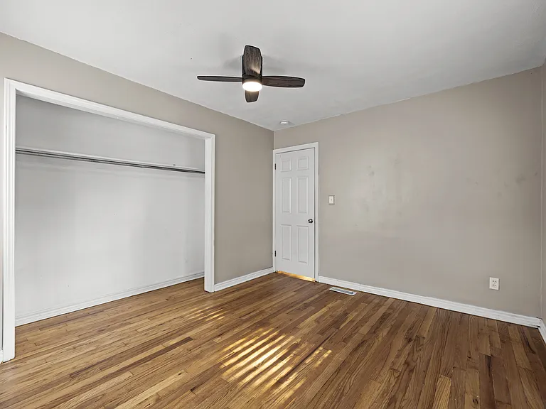 5115 N Garfield Ave — Photo 10
