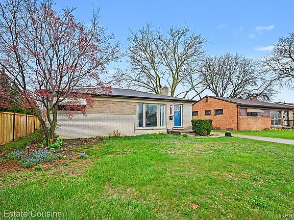 3rd image of 32224 Joy Rd