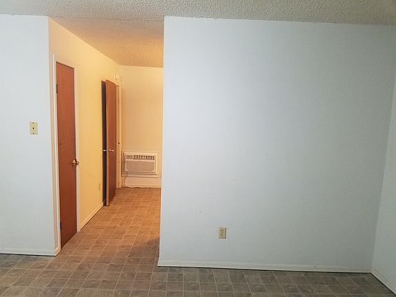 5th image of 105 Stanton Dr #60