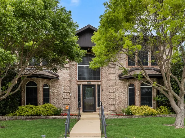 9209 Chimneywood Dr, Rowlett, TX 75089