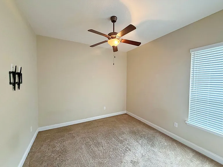 338 Willow Winds Pkwy — Photo 18