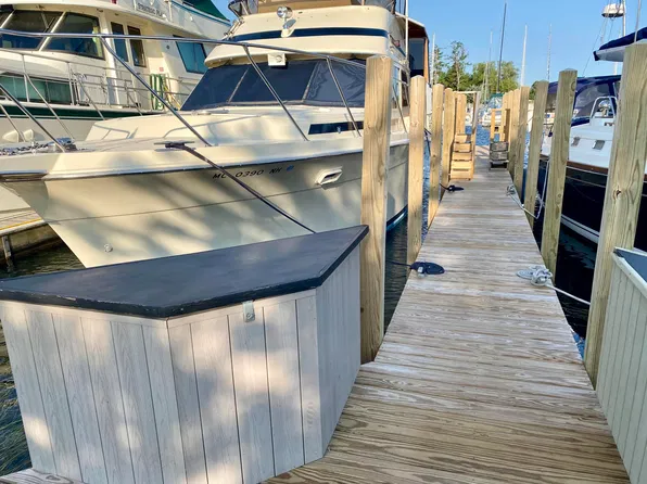 902 Boat Club Dr, Cheboygan, MI 49721
