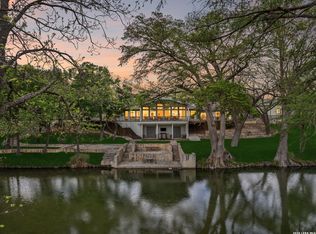 880 CENTER POINT RIVER RD, Kerrville, TX 78028