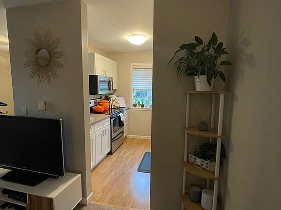 5th image of 12450 NE 130th Ct APT F301