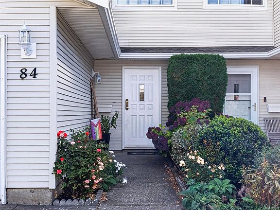 3rd image of 717 Aspen Rd #84