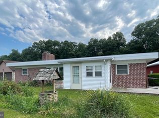 125 Pine Grove Rd, Hanover, PA 17331