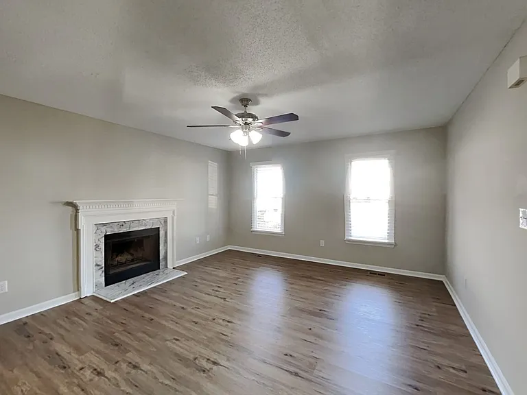 3617 Abercromby Dr — Photo 3