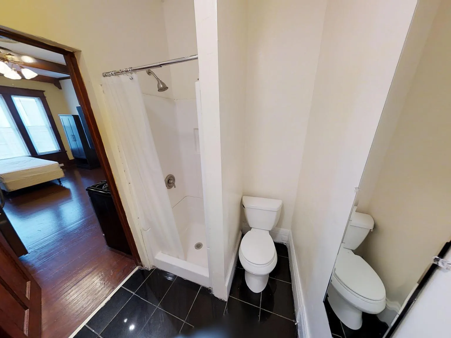 Studio, $1,175 — Photo 4