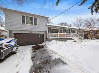 127 Kitchener Rd, Toronto, ON M1E2Y2