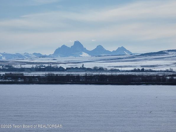 100-130 Teton Highway St, Saint Anthony, ID 83445