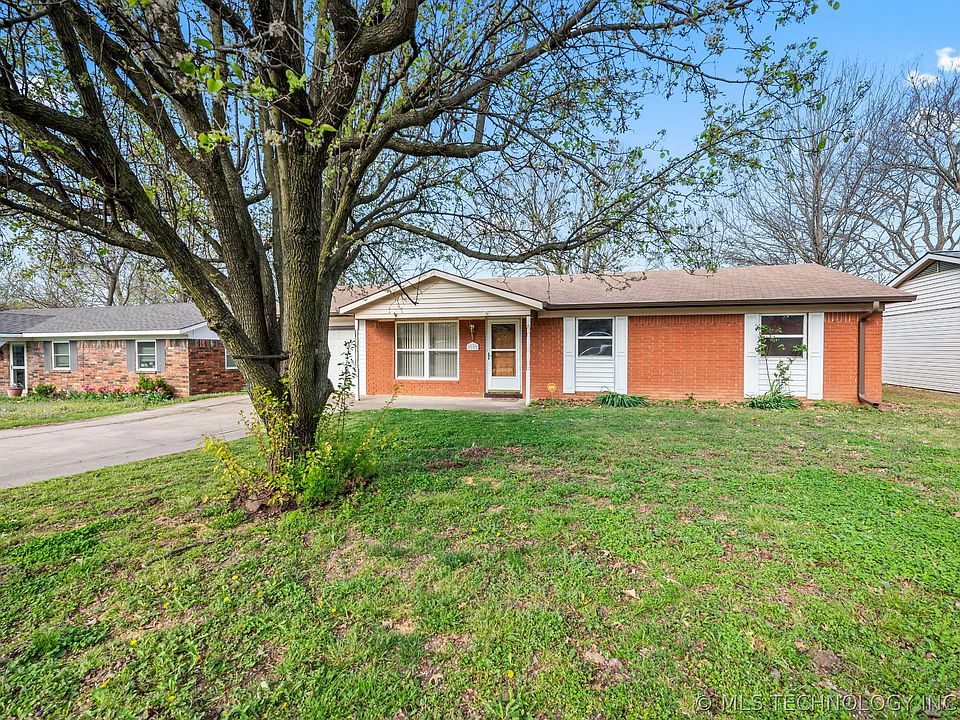 1st image of 1013 S Choctaw Pl