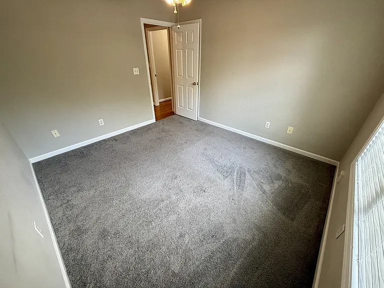 212 Kensington Trce — Photo 27