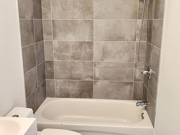 3rd image of 2521 N 5th St Floor 1