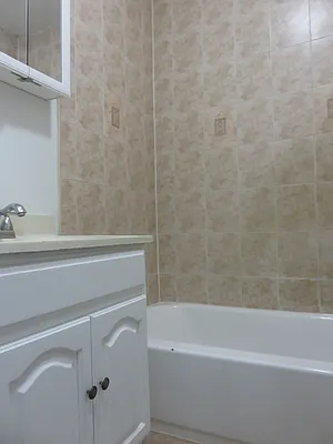 Rented by Rennit Inc. | media 24