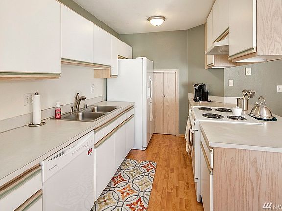 5th image of 5123 Green Hills Ave NE APT C