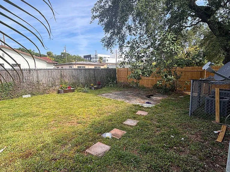 535 NW 13th Ave #2 — Photo 7