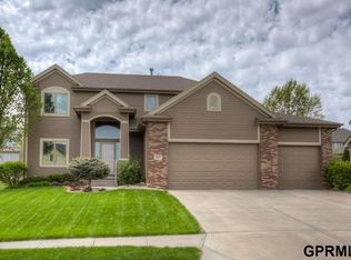 18701 Josephine St, Omaha, NE 68136