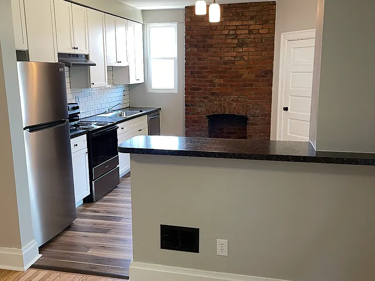 1123 Walnut St #2 — Photo 13