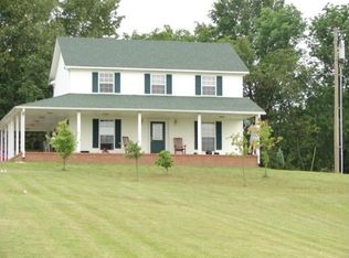 355 Lakeland Dr, Harrodsburg, KY 40330