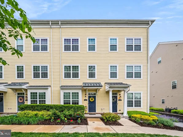 129 Equestrian Row, Bensalem, PA 19020