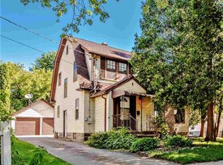 1352 W Lawrence St, Appleton, WI 54914