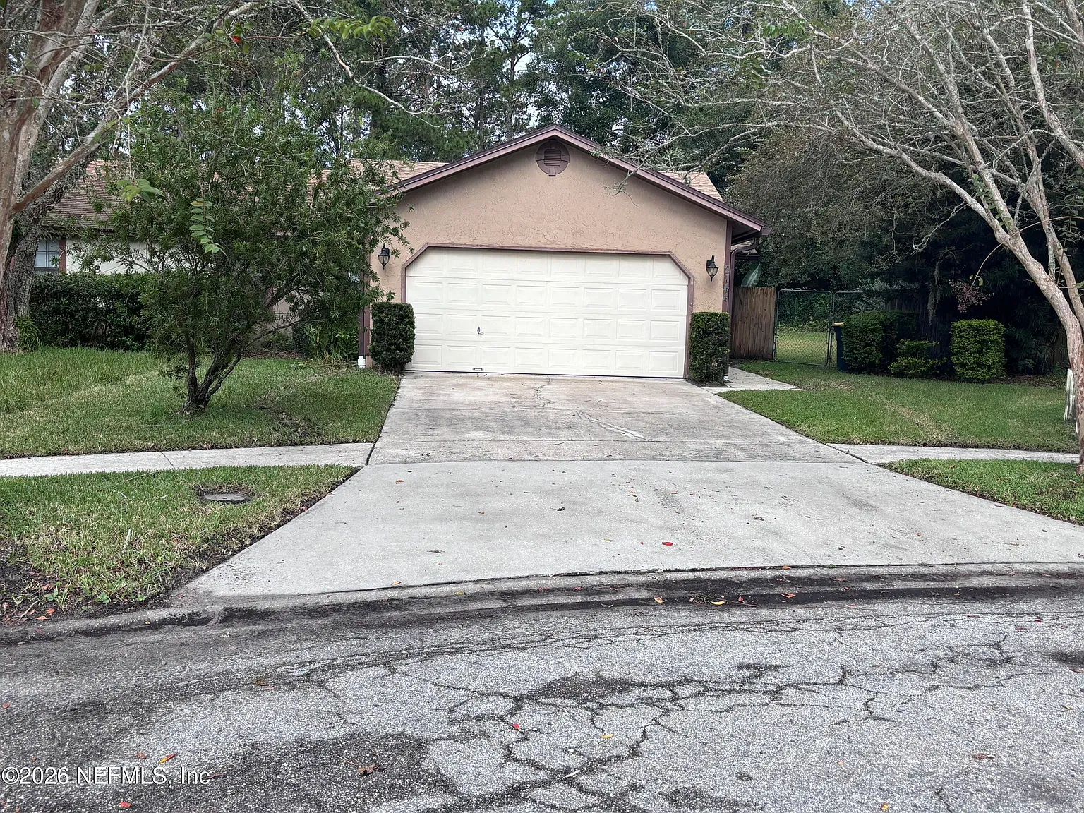 3 bed, 2.0 bath, 1177 sqft, $1,800 — Photo 1