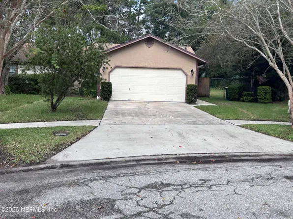 2744 Cavender Ct, Jacksonville, FL 32216