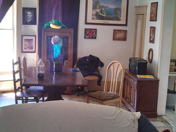 Bottom Unit Living Room