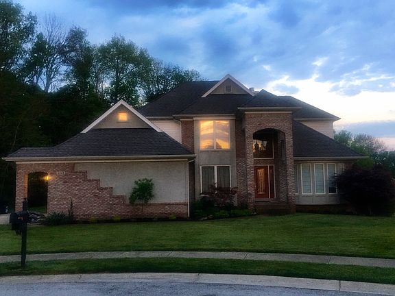 3rd image of 6646 Westwood Dr