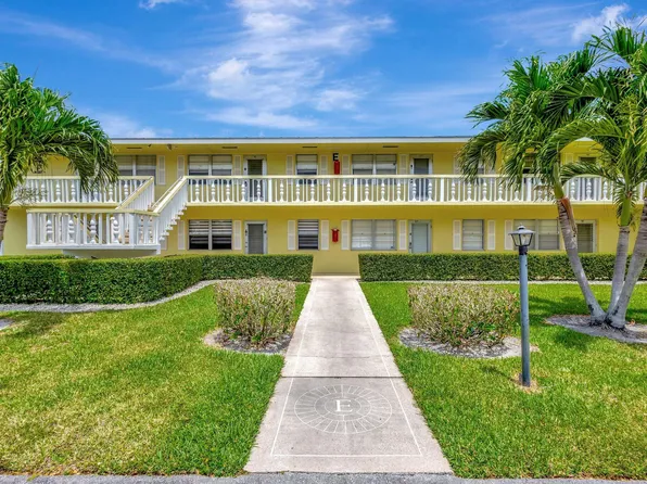 110 E Sheffield E, West Palm Beach, FL 33417