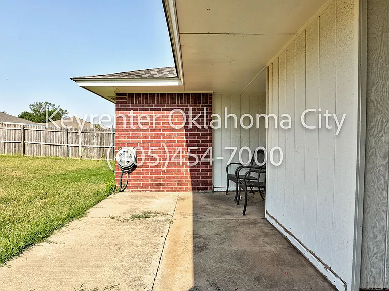 6016 SE 82nd Pl — Photo 38