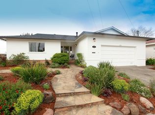 103 Ridgewood Dr, San Rafael, CA 94901