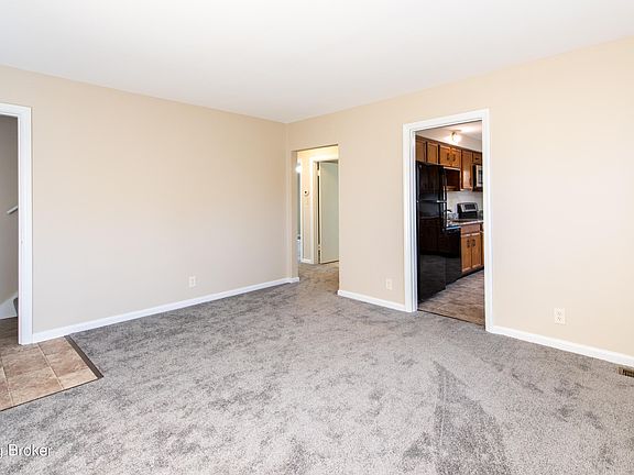 3rd image of 4201 Berkshire Ave