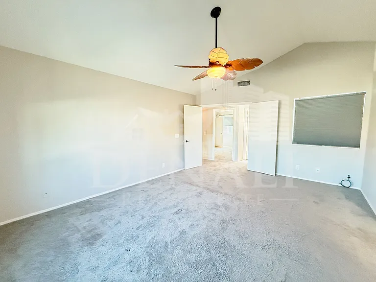 1114 S Surfside Dr — Photo 13