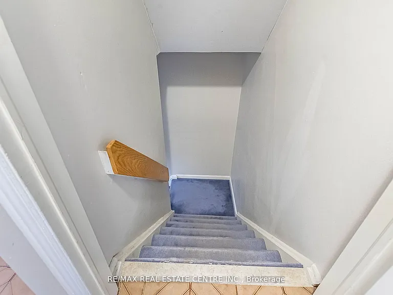1134 Deer Run — Photo 37