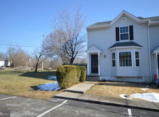 15 Stadium Cir, Inwood, WV 25428