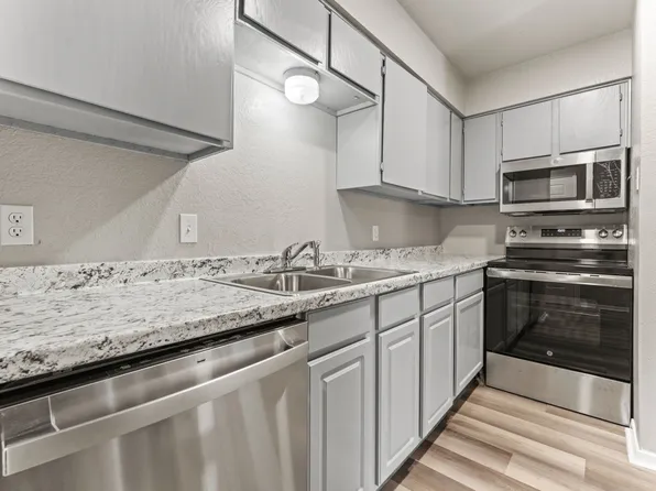 2512 Windy Pine Ln #2512, Arlington, TX 76015