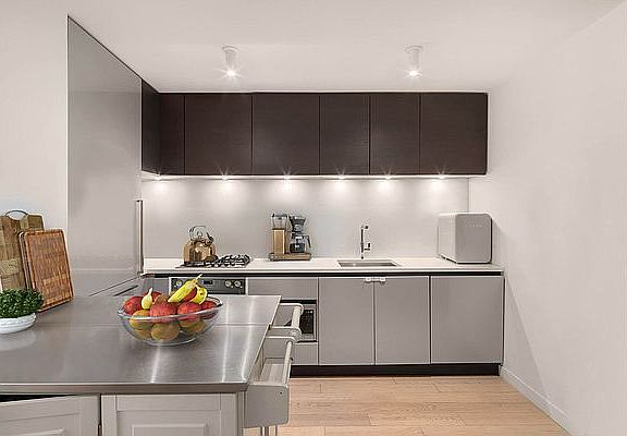 5th image of 540 W 49th St APT 503N
